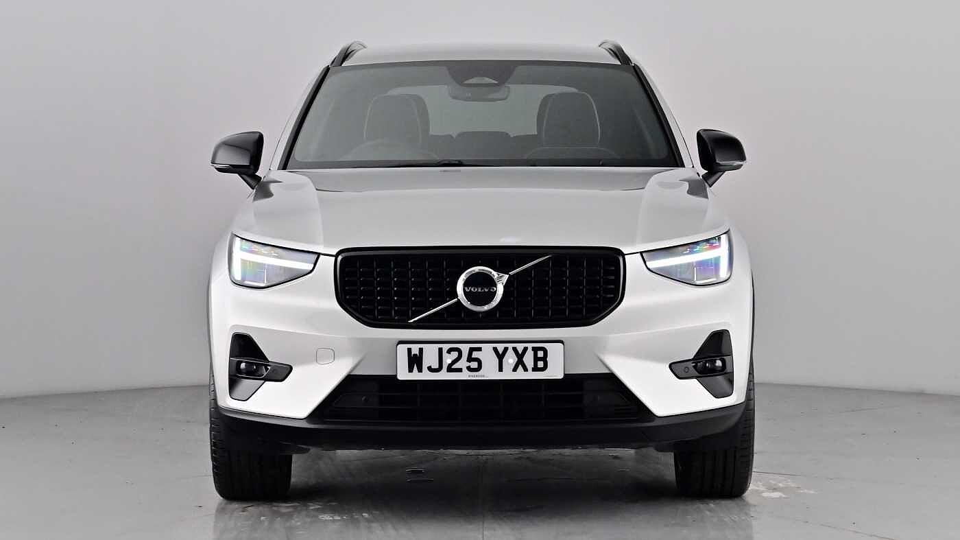 Used Volvo XC40 2025 for sale - 76097995: Photo 9