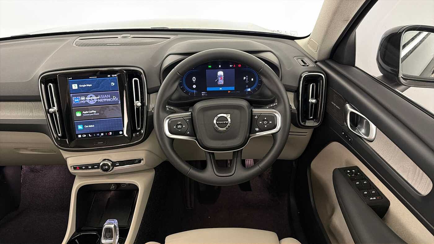 Used Volvo XC40 2025 for sale - 77702725: Photo 12