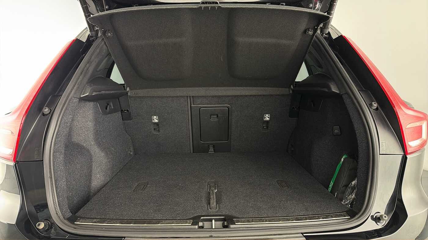 Used Volvo XC40 2025 for sale - 77702725: Photo 14