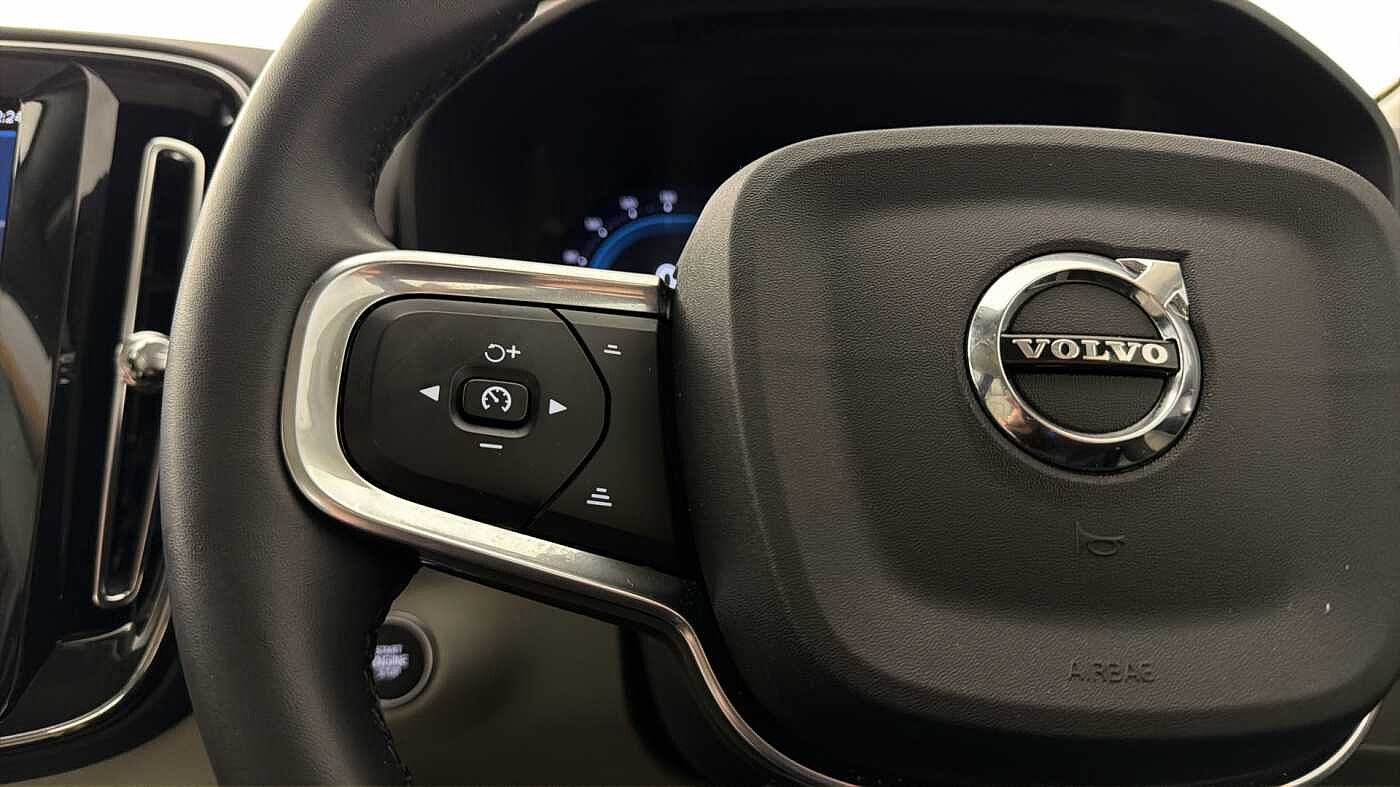 Used Volvo XC40 2025 for sale - 77702725: Photo 19