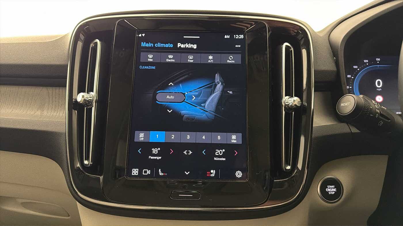 Used Volvo XC40 2025 for sale - 77702725: Photo 22