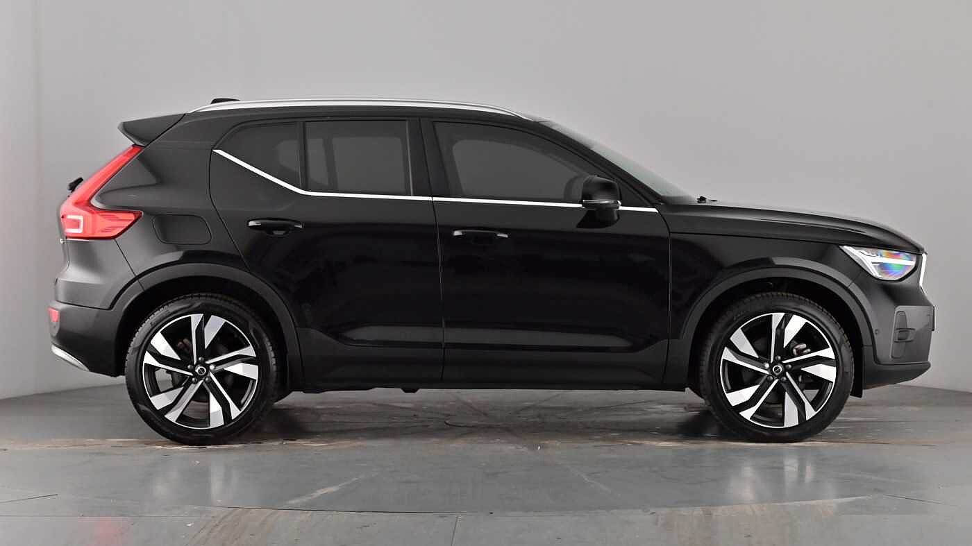 Used Volvo XC40 2025 for sale - 77702725: Photo 3