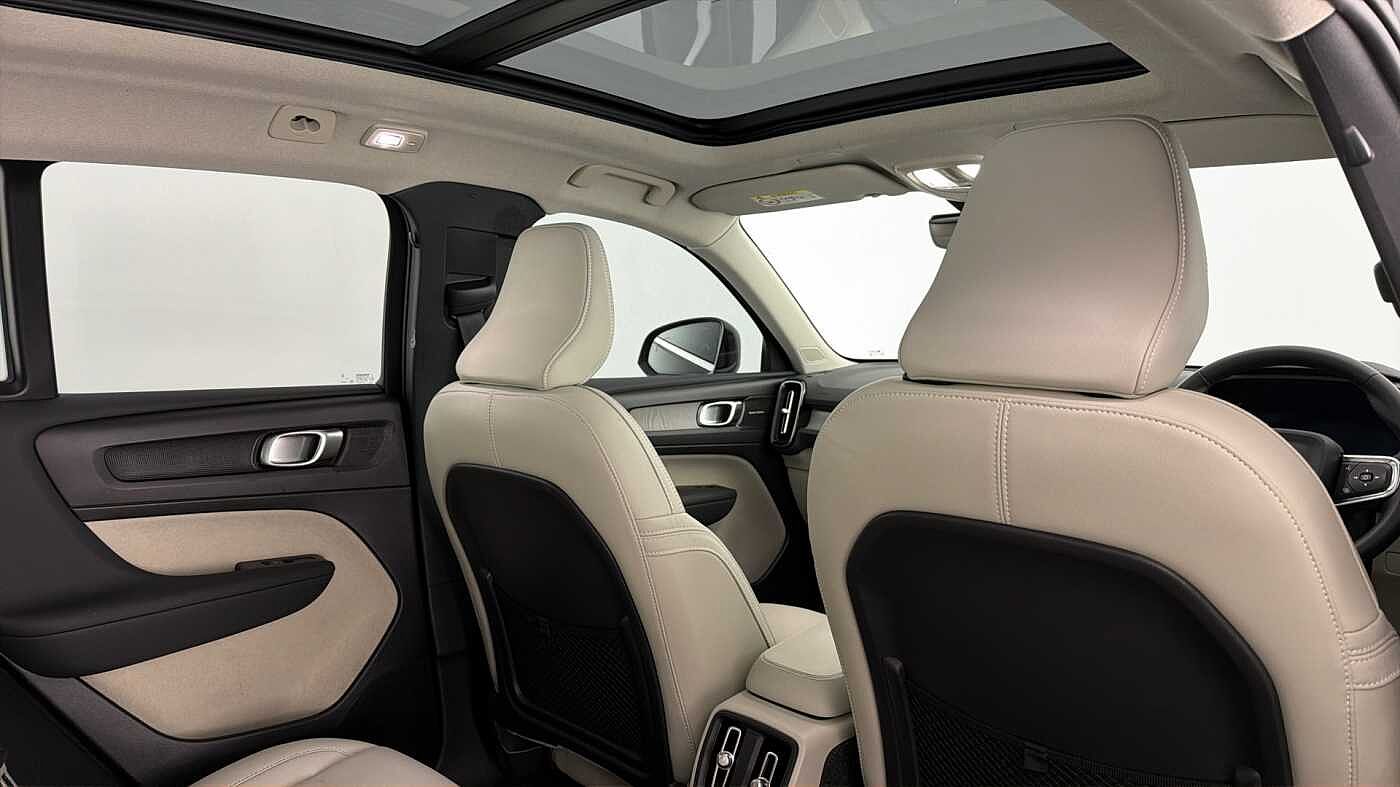 Used Volvo XC40 2025 for sale - 77702725: Photo 32