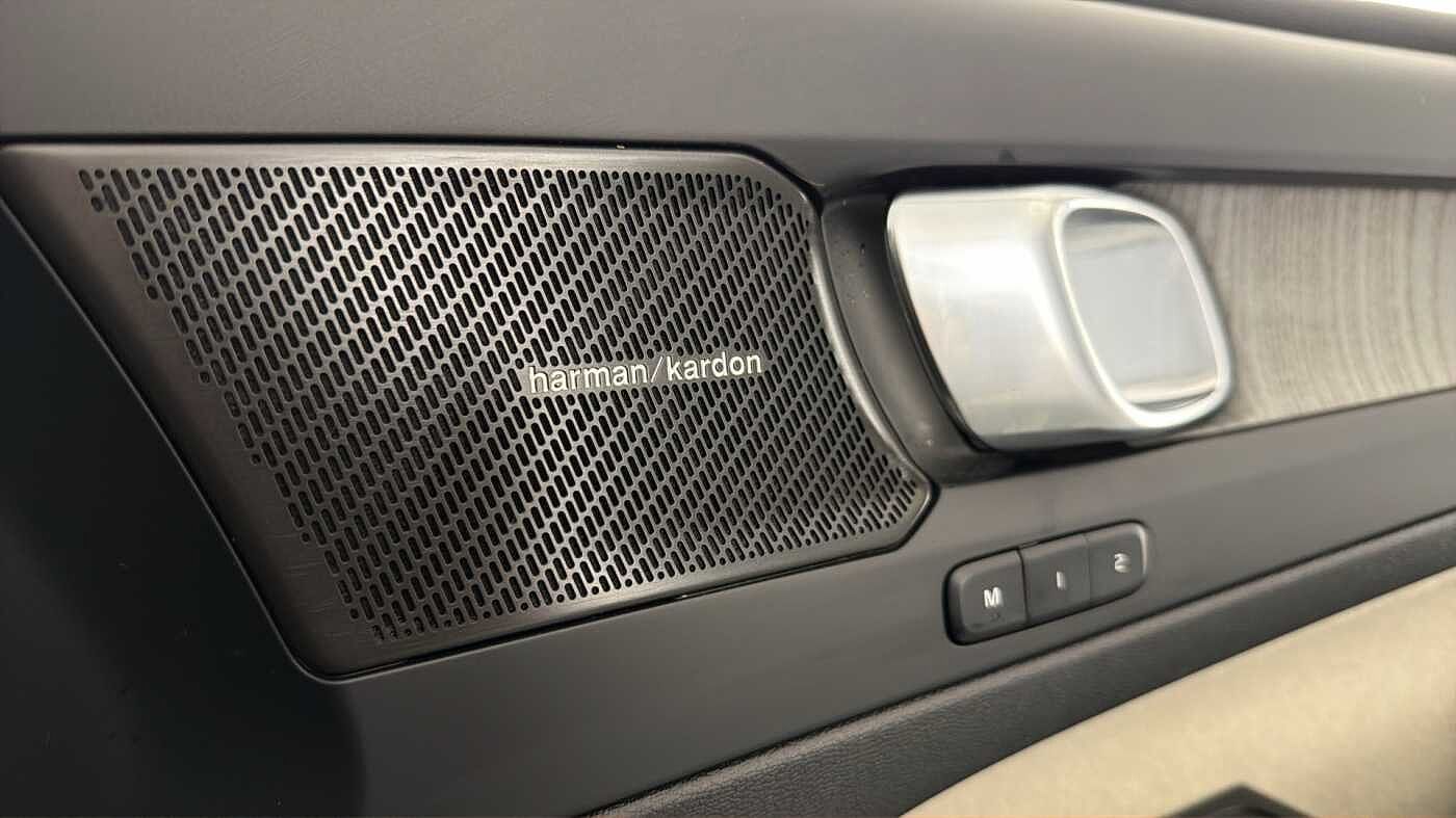 Used Volvo XC40 2025 for sale - 77702725: Photo 36