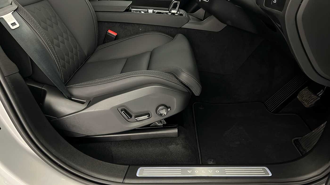 Used Volvo XC90 2025 for sale - 77261644: Photo 35