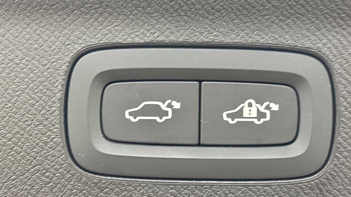 Used Volvo XC90 2025 for sale - 76568102: Photo 19