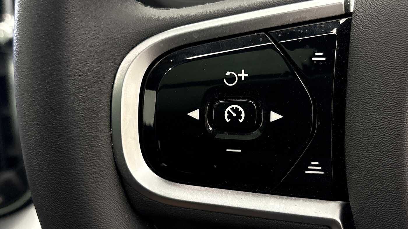 Used Volvo XC90 2025 for sale - 76568102: Photo 31