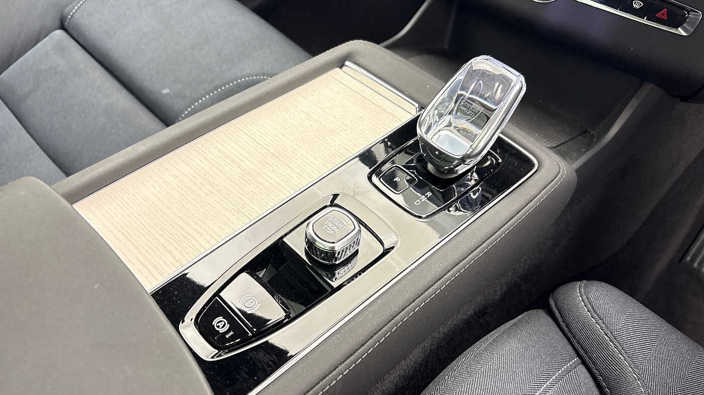 Used Volvo XC90 2025 for sale - 76568102: Photo 32