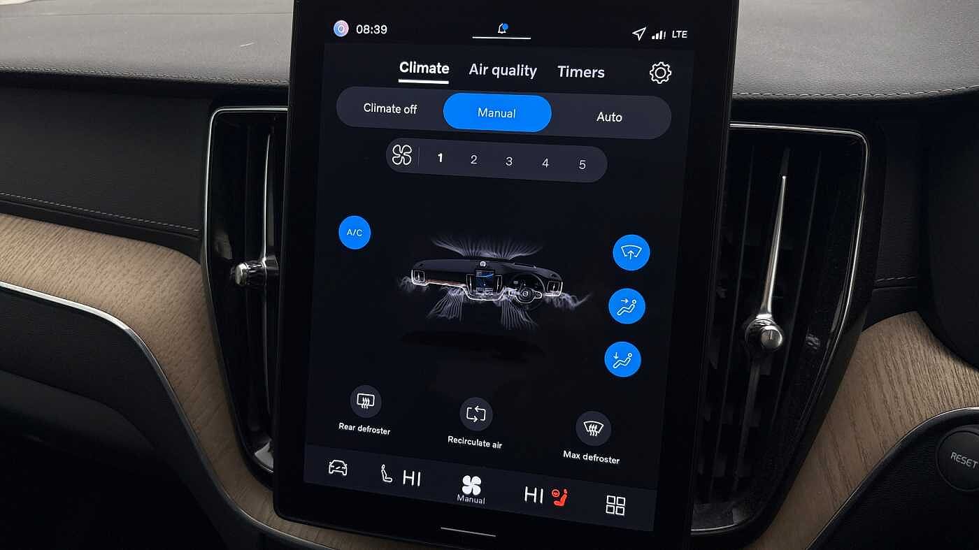 Used Volvo XC60 2025 for sale - 77797813: Photo 19