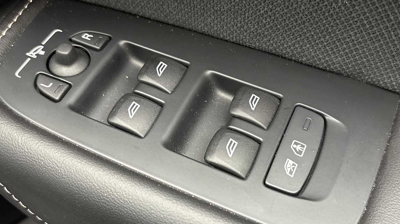 Used Volvo XC60 2025 for sale - 76519484: Photo 24