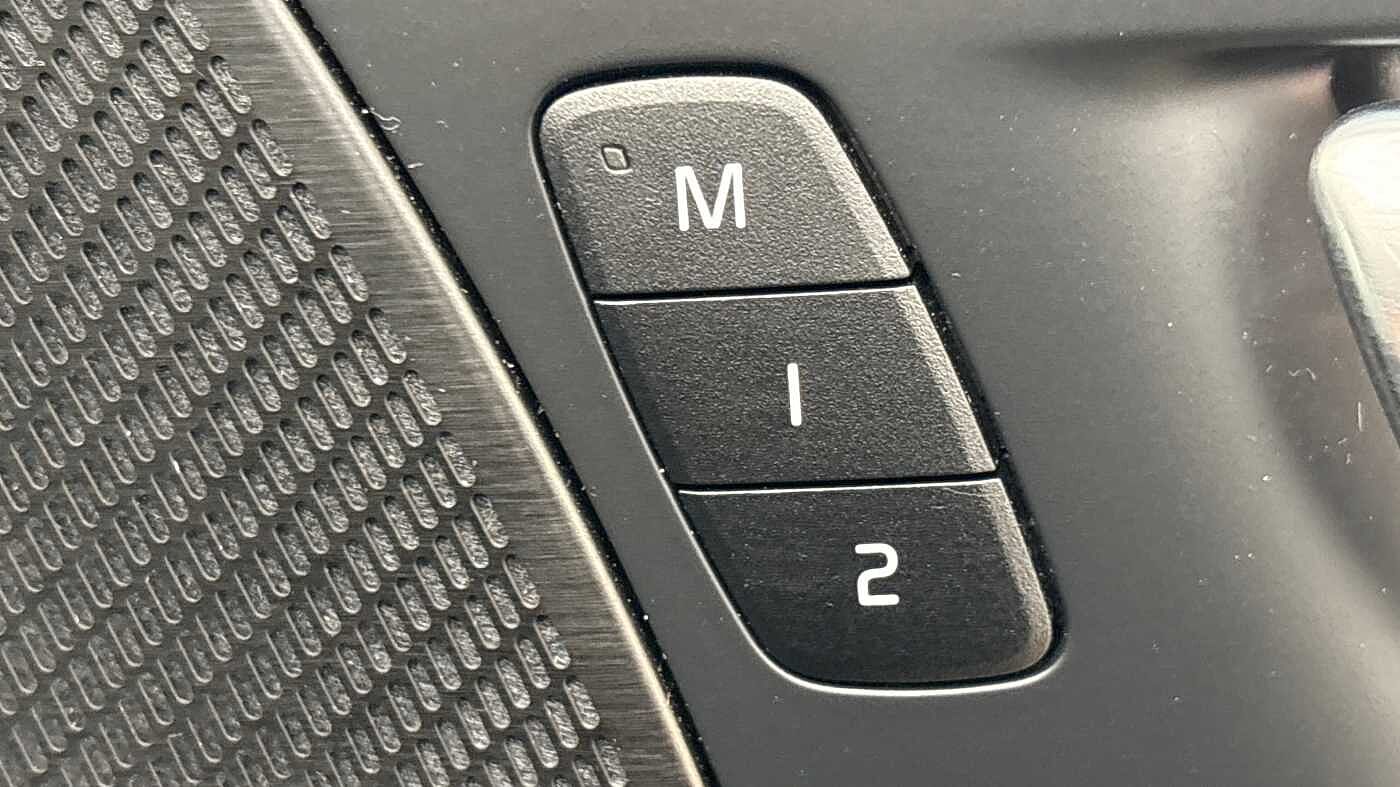 Used Volvo XC60 2025 for sale - 76519484: Photo 25