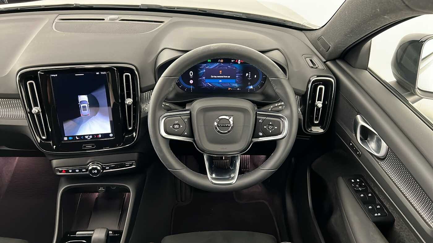 Used Volvo XC40 2023 for sale - 77235493: Photo 12