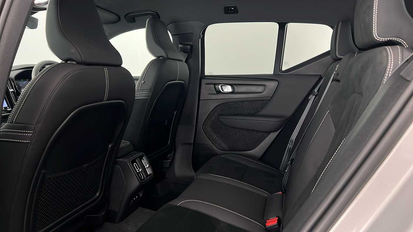 Used Volvo XC40 2023 for sale - 77235493: Photo 13