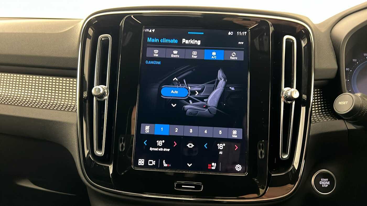 Used Volvo XC40 2023 for sale - 77235493: Photo 22