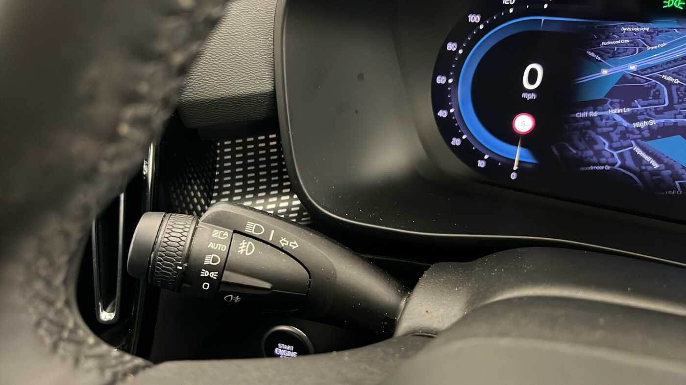 Used Volvo XC40 2023 for sale - 77235493: Photo 34