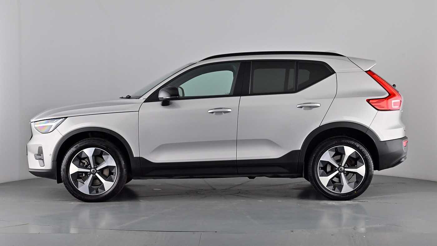 Used Volvo XC40 2023 for sale - 77235493: Photo 57