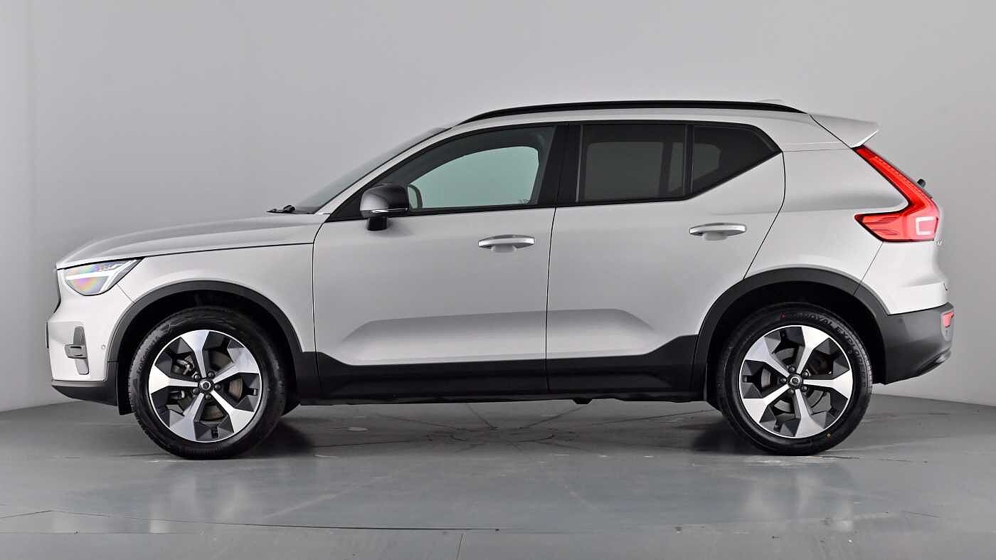 Used Volvo XC40 2023 for sale - 77235493: Photo 8