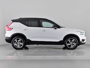 Used Volvo XC40 2022 for sale - 76104418: Photo