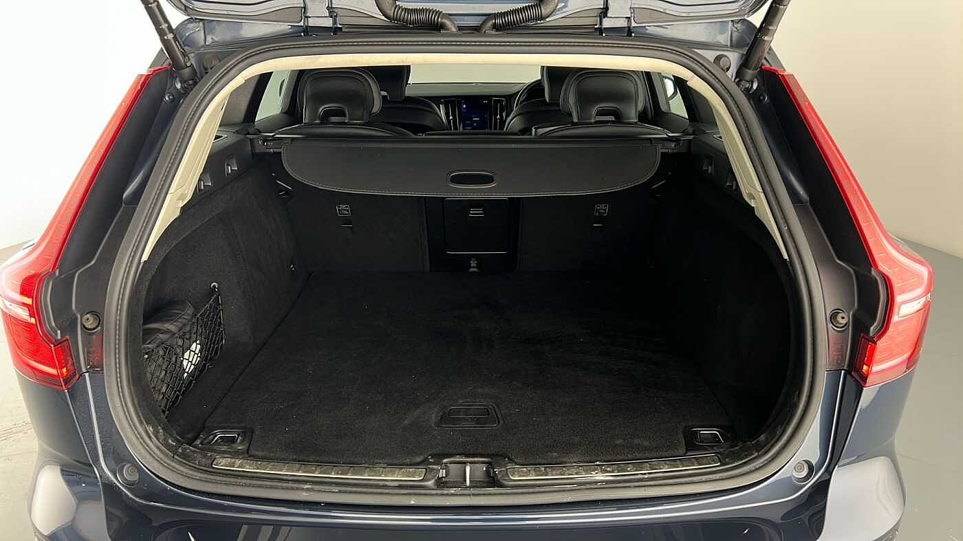 Used Volvo V60 2021 for sale - 77137713: Photo 14