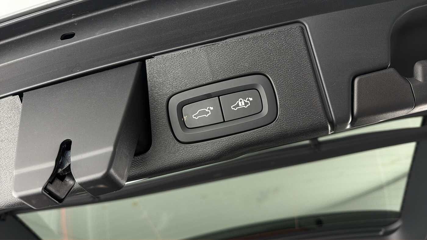 Used Volvo XC60 2025 for sale - 77678854: Photo 31