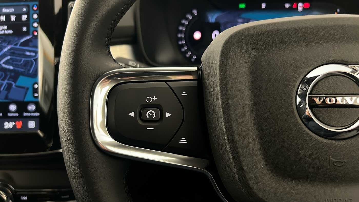 Used Volvo XC40 2025 for sale - 77556838: Photo 17