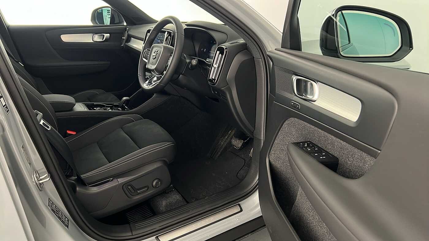 Used Volvo XC40 2025 for sale - 77556838: Photo 23