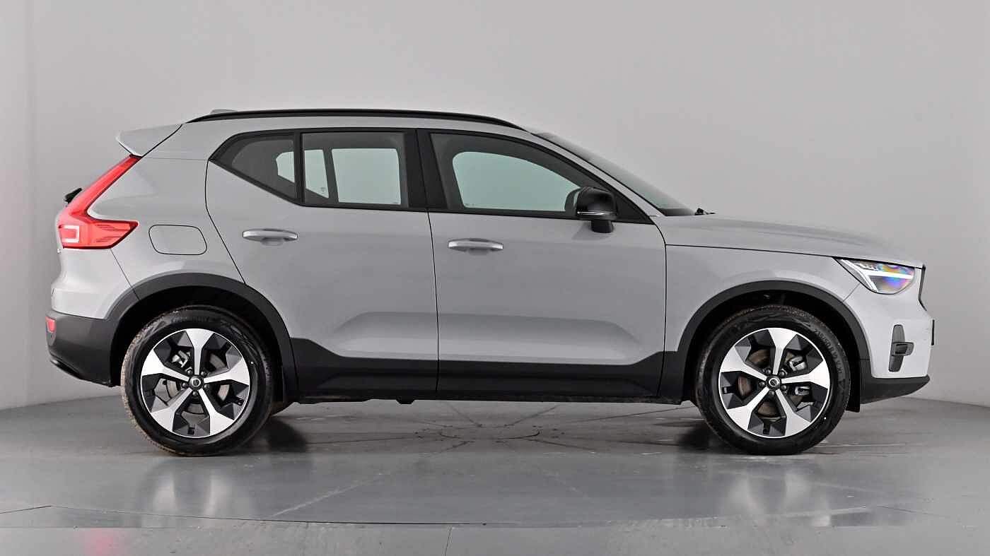 Used Volvo XC40 2025 for sale - 77556838: Photo 4