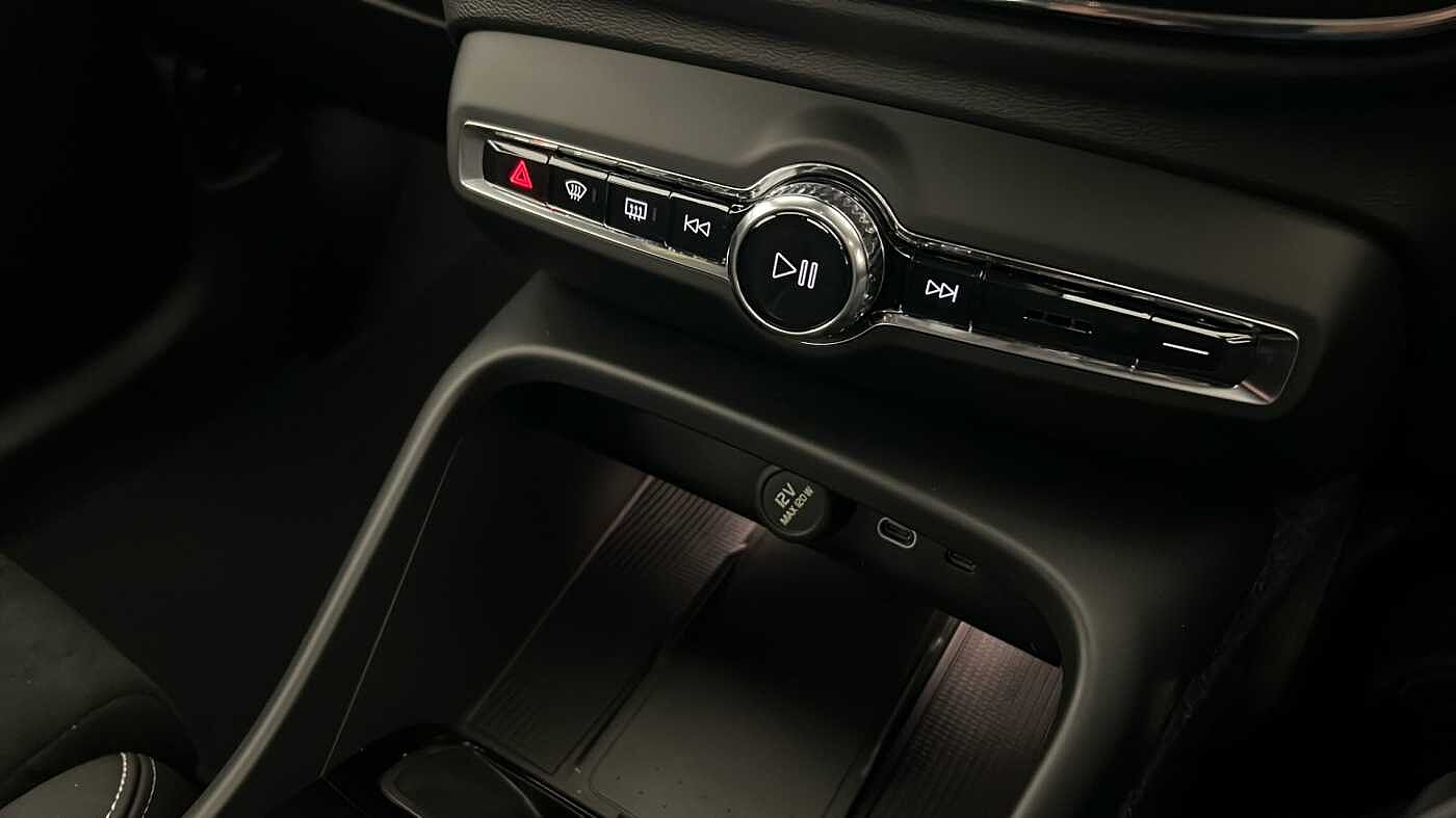 Used Volvo XC40 2025 for sale - 77556838: Photo 45