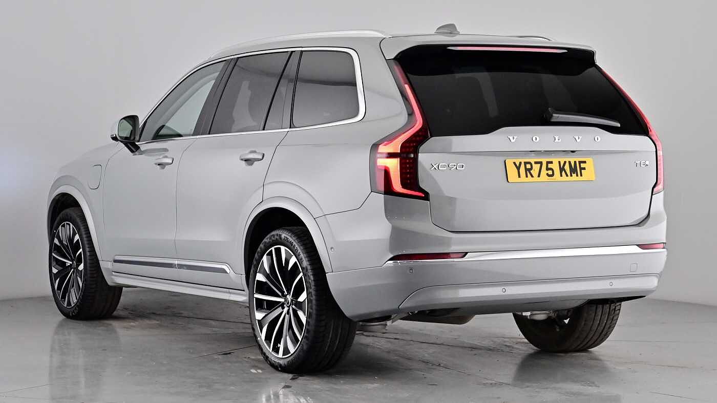 Used Volvo XC90 2025 for sale - 76384421: Photo 2