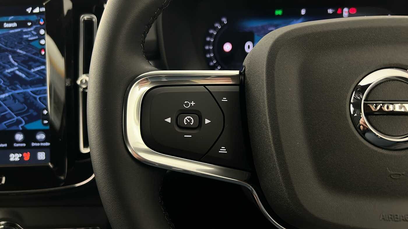 Used Volvo XC40 2025 for sale - 77137724: Photo 16