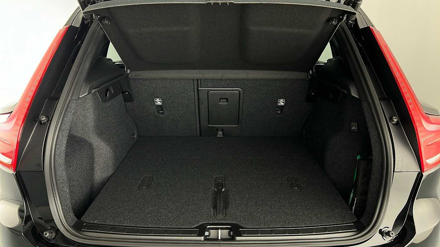 Used Volvo XC40 2025 for sale - 77137724: Photo 19