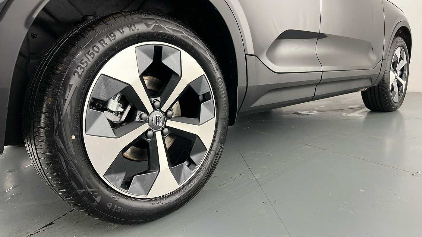 Used Volvo XC40 2025 for sale - 77137724: Photo 29