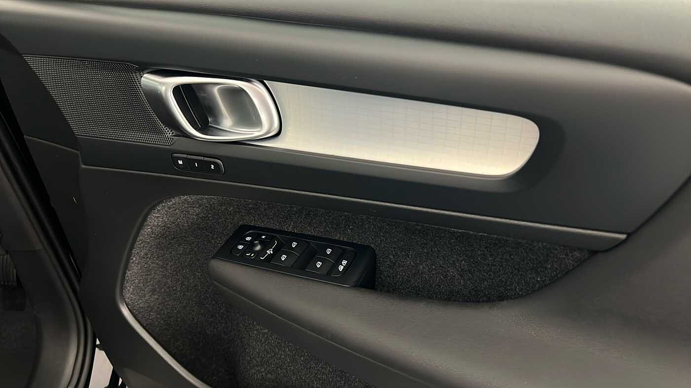 Used Volvo XC40 2025 for sale - 77137724: Photo 31