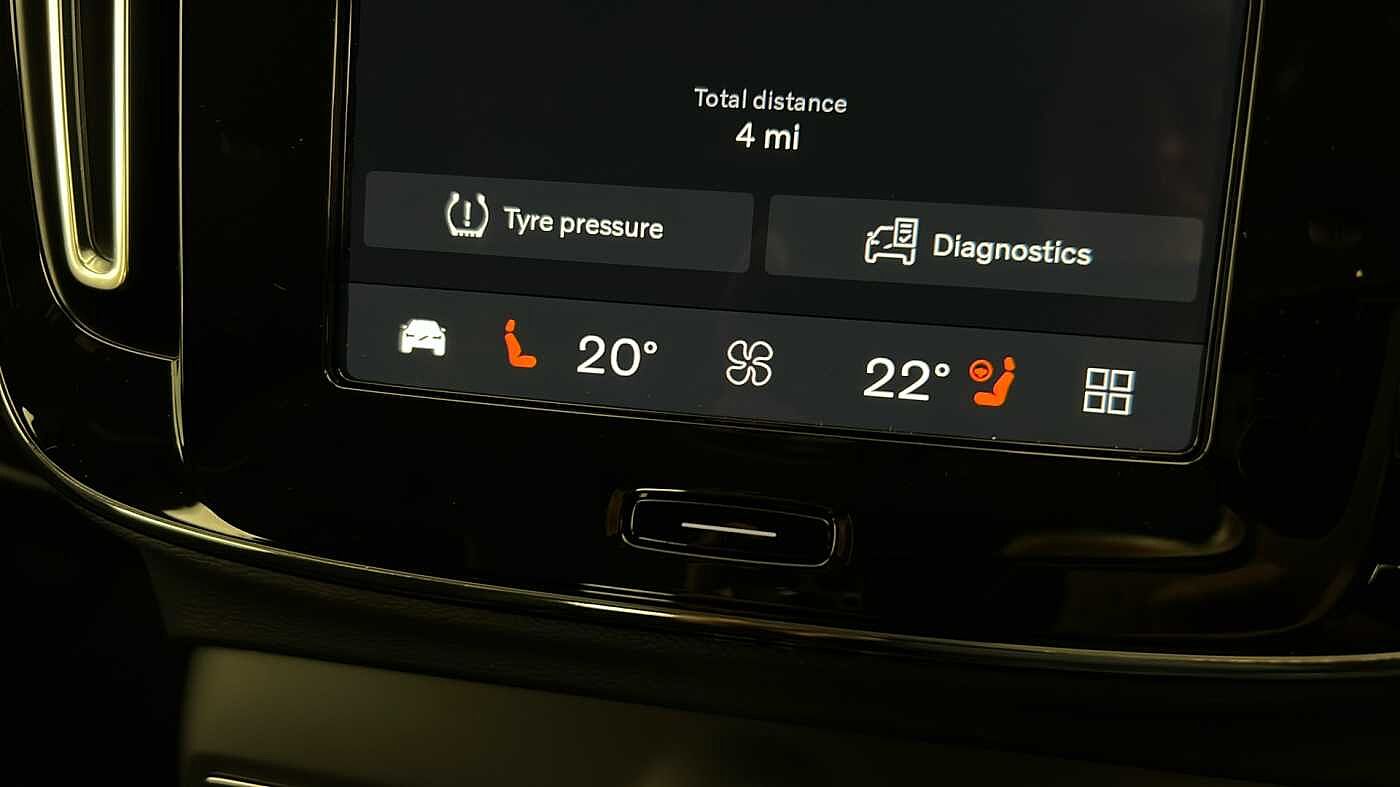 Used Volvo XC40 2025 for sale - 77137724: Photo 43