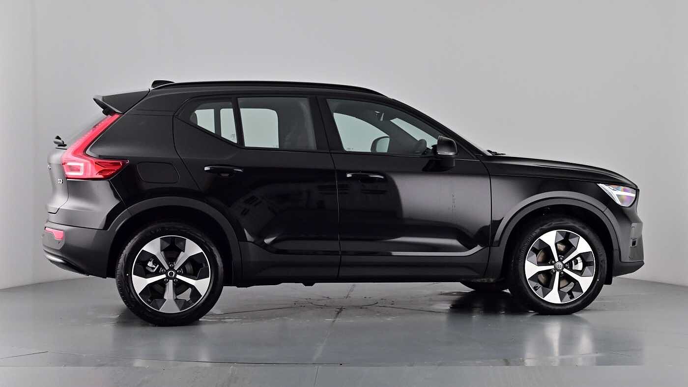 Used Volvo XC40 2025 for sale - 77137724: Photo 77