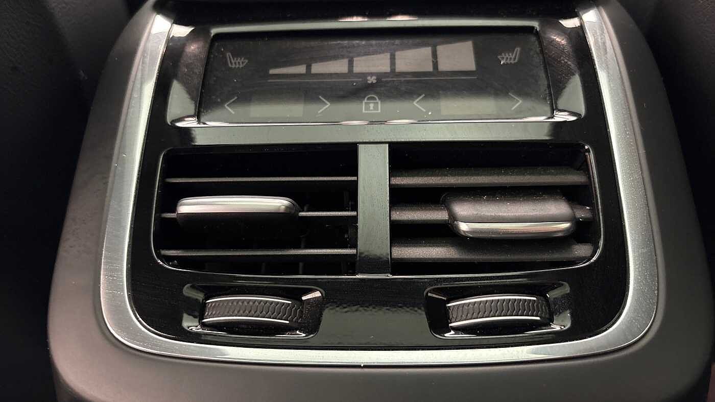 Used Volvo V60 2025 for sale - 77702739: Photo 12