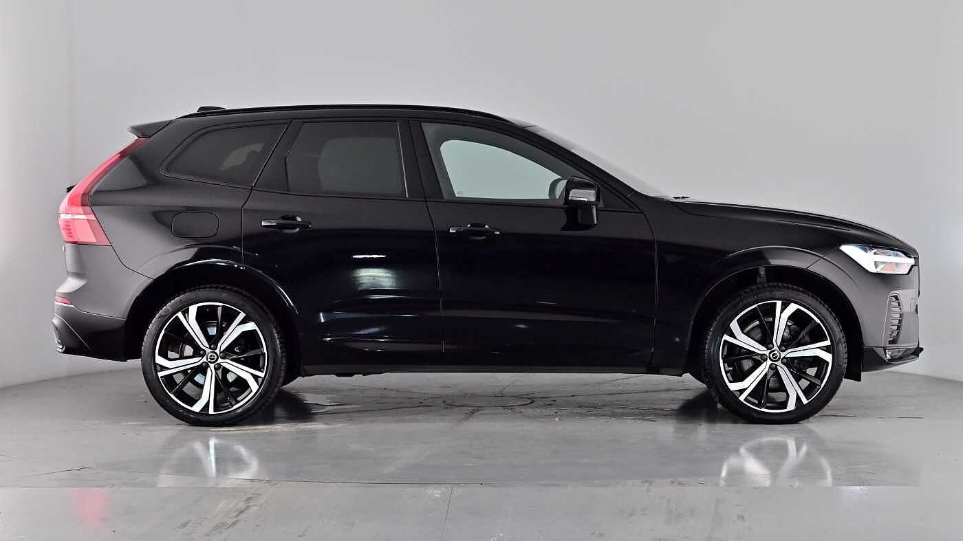 Used Volvo XC60 2021 for sale - 76355191: Photo 3
