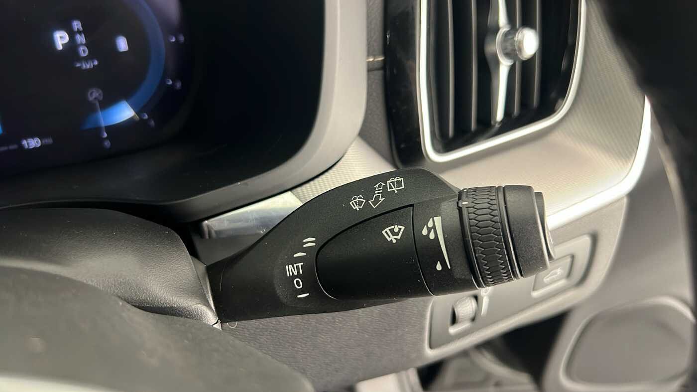 Used Volvo XC60 2021 for sale - 76355191: Photo 35