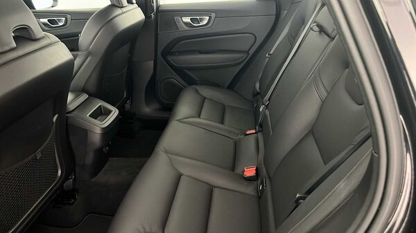 Used Volvo XC60 2023 for sale - 75652761: Photo 12