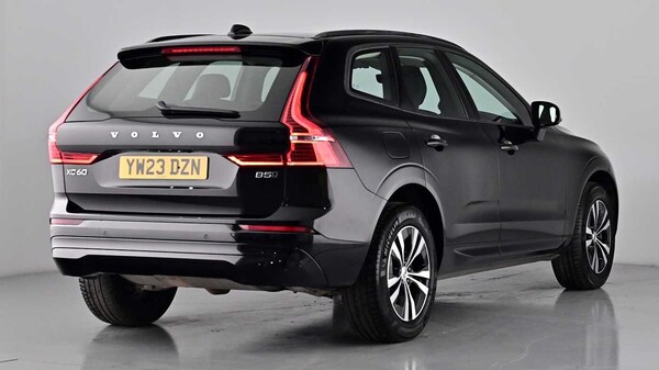 Used Volvo XC60 2023 for sale - 75652761: Photo 6