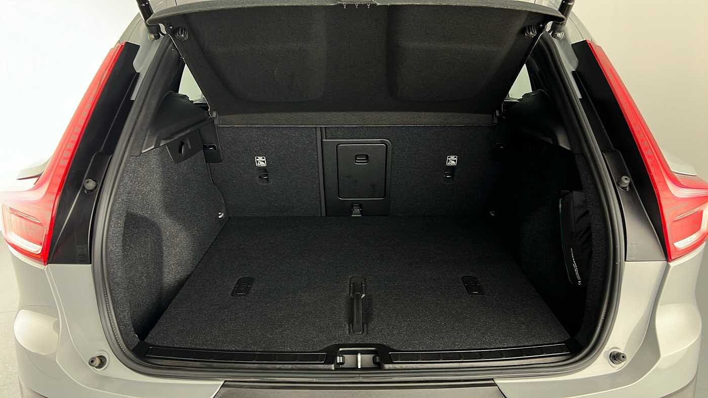 Used Volvo XC40 2025 for sale - 76780317: Photo 14