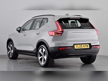 Used Volvo XC40 2025 for sale - 76780317: Photo