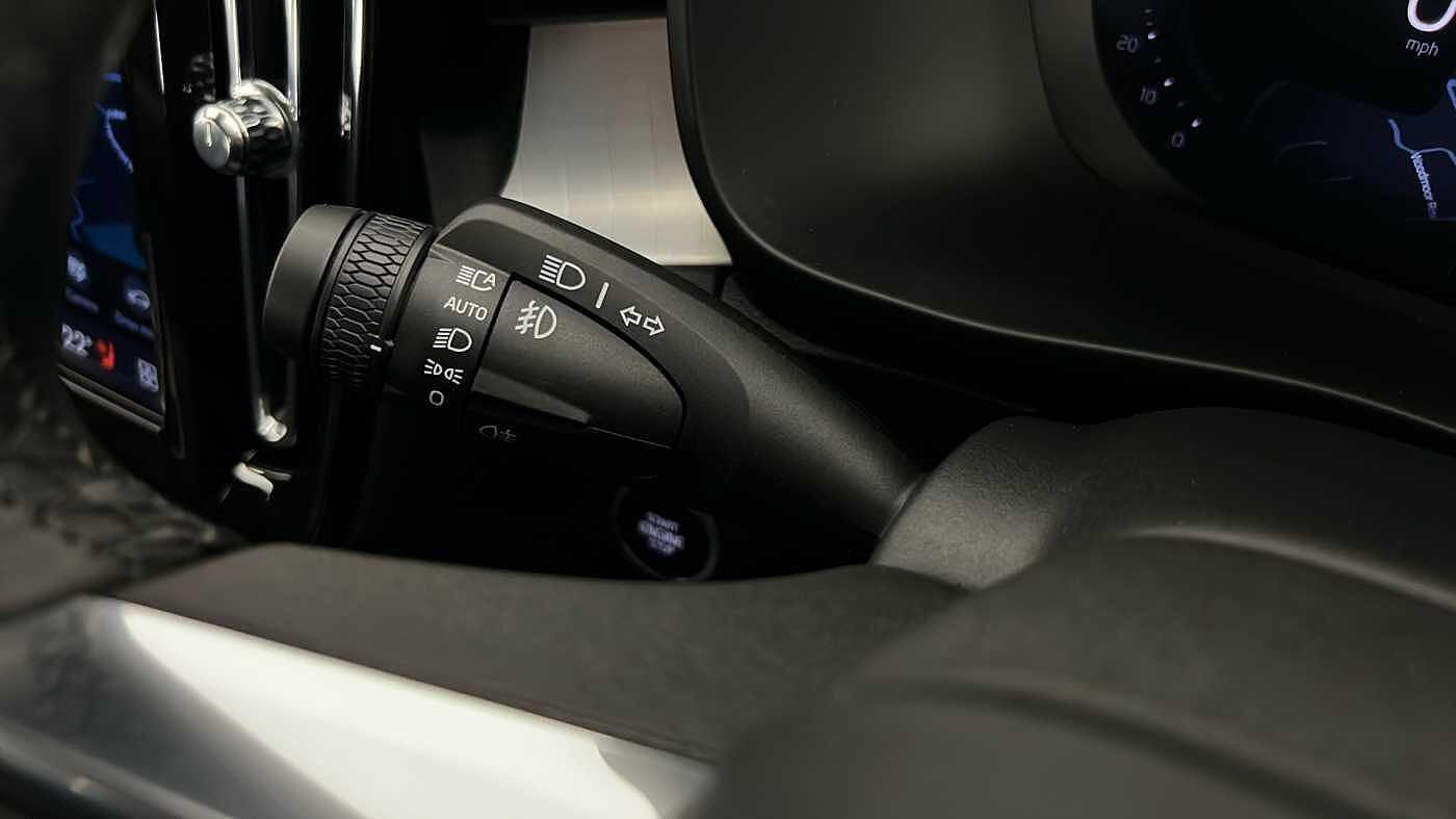 Used Volvo XC40 2025 for sale - 76780317: Photo 39