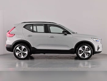 Used Volvo XC40 2025 for sale - 76780317: Photo