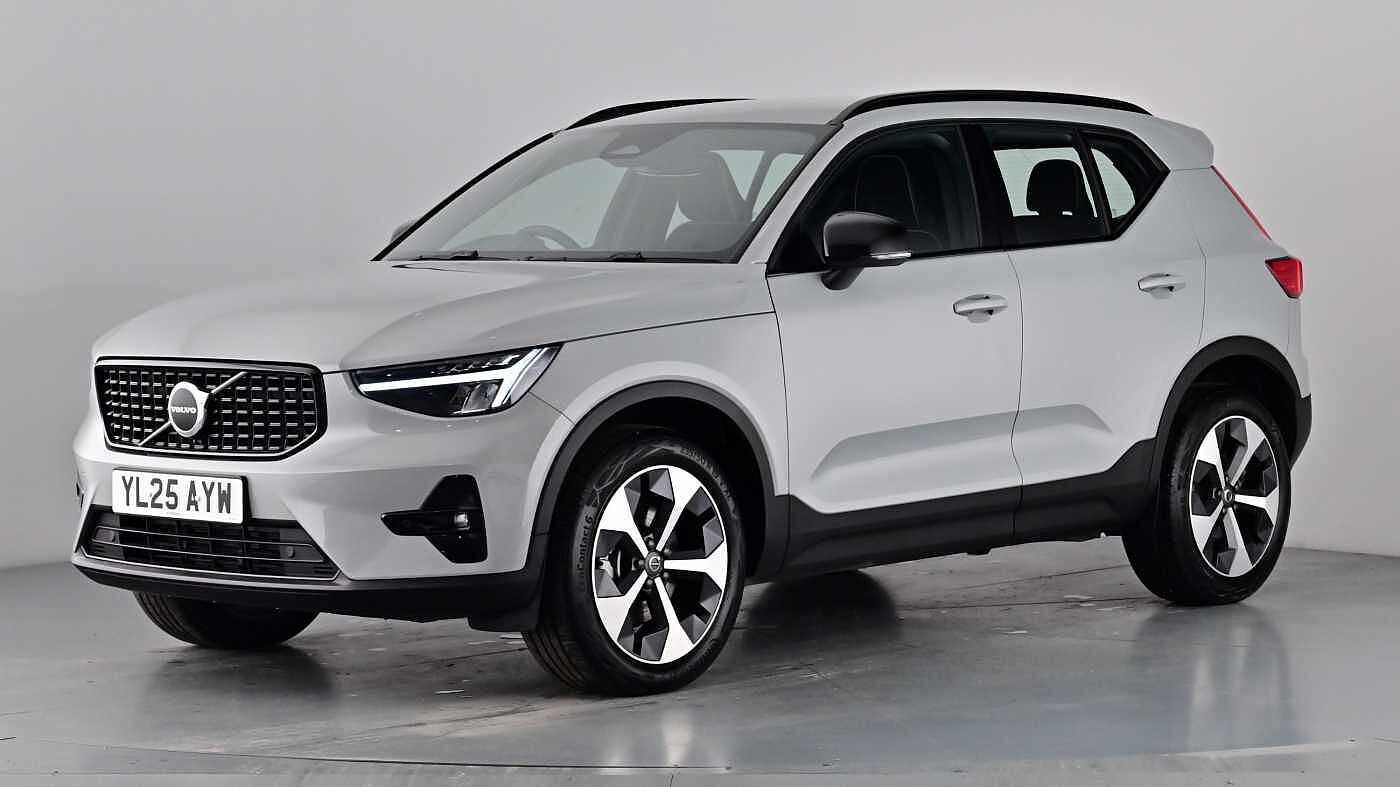 Used Volvo XC40 2025 for sale - 76780317: Photo 4