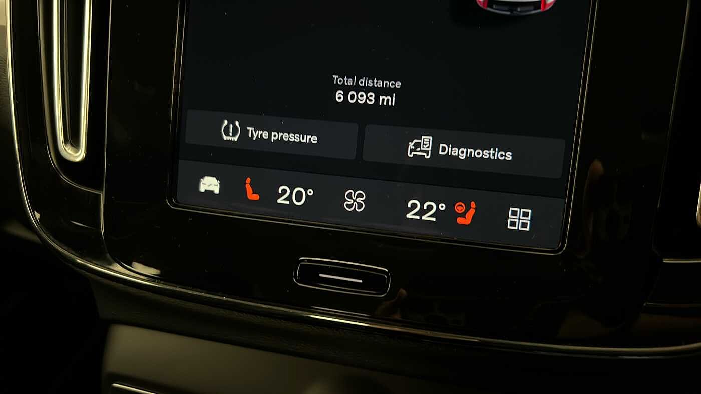 Used Volvo XC40 2025 for sale - 76780317: Photo 45