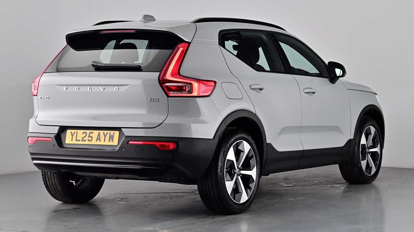Used Volvo XC40 2025 for sale - 76780317: Photo 7