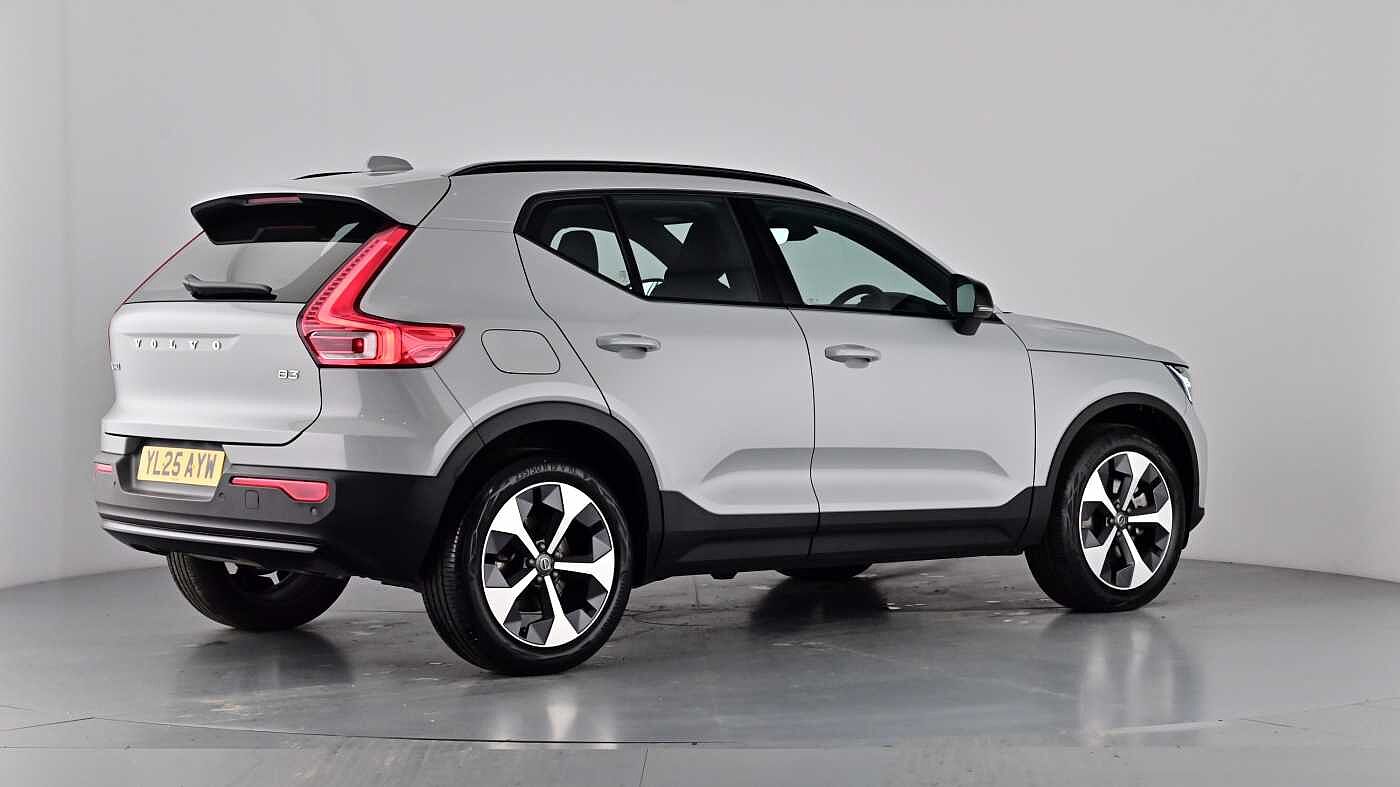 Used Volvo XC40 2025 for sale - 76780317: Photo 76