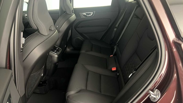Used Volvo XC60 2025 for sale - 76276255: Photo 13