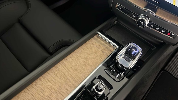 Used Volvo XC60 2025 for sale - 76276255: Photo 21